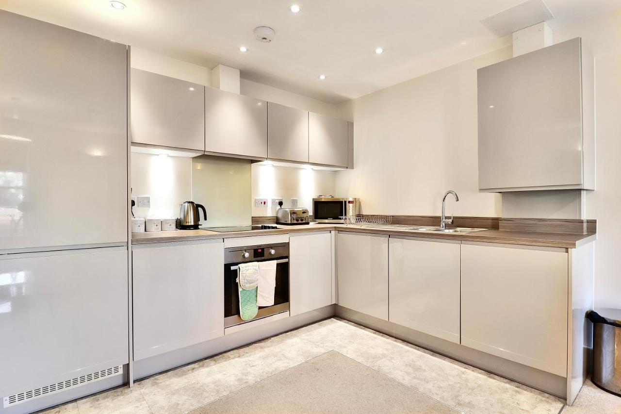 Sapphire Serviced Apartment Chelmsford Zewnętrze zdjęcie